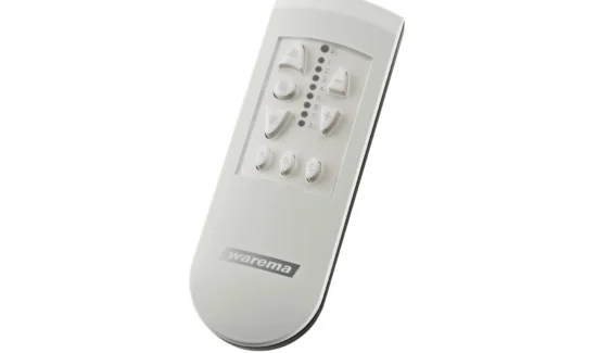 Fernbedienung von Warema zur Steuerung von Sonnenschutzsystemen